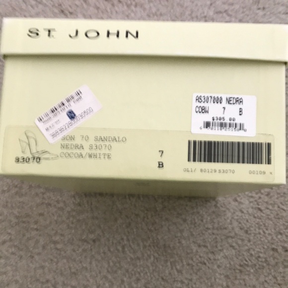 St. John Open Toe Pumps - Picture 8 of 8